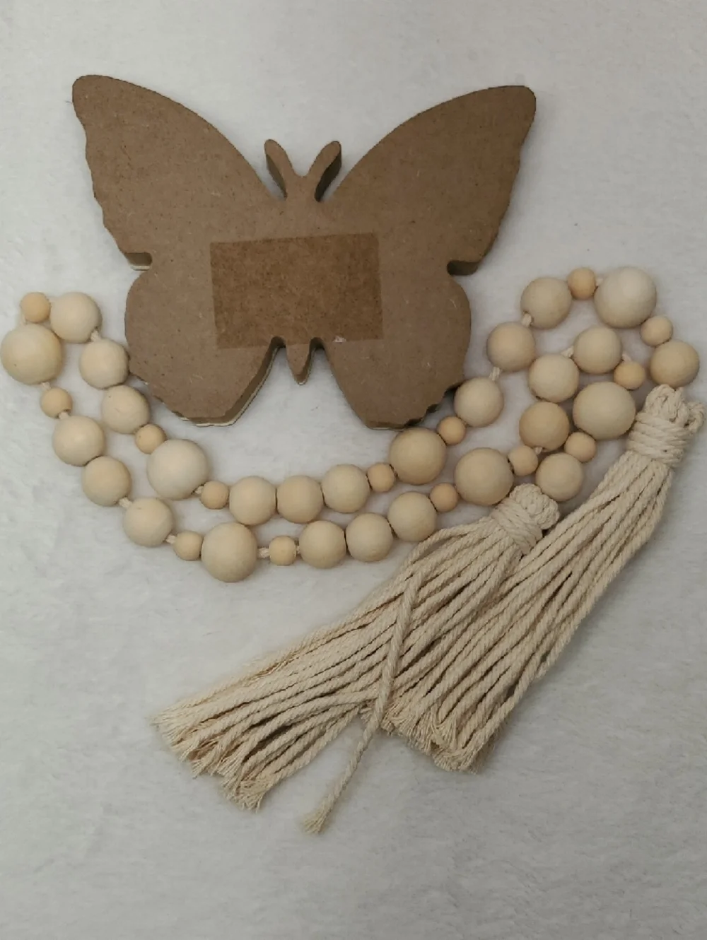 Green Decorative Freestanding Butterfly & Natural Beaded Garland NWT